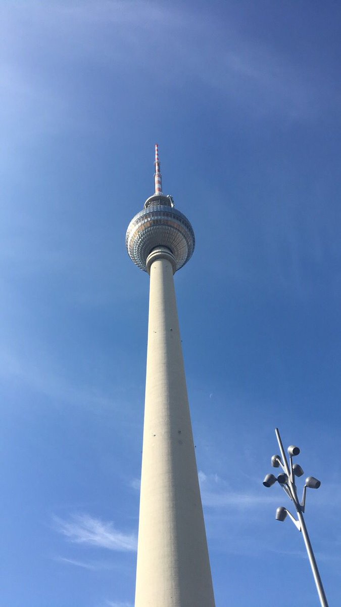 Arrived in Berlin, completed our survey...now onto Amsterdam...🛫

#design #berlin #retail #interiors #architect #architecuraldesign #interiordesign #fashion #style #creative #Amsterdam
