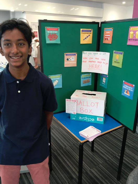 Pleased and excited about polling stations popping up across <a href="/StaffsLibraries/">Staffordshire Libraries</a> who are supporting us and <a href="/StaffsYU/">Staffordshire Youth Union</a> with @ukyp #MakeYourMark - if you're aged 11-18 visit your local library to cast your vote! #youthvoice <a href="/StaffordshireCC/">Staffordshire County Council</a> <a href="/bycLIVE/">British Youth Council</a>