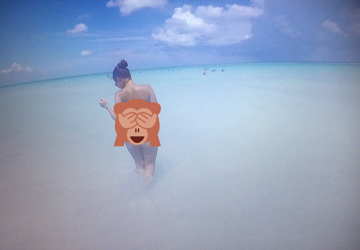 lovelydolly22's tweet photo. Cc😘Déjà la rentrée sniff🙃
Encore envie de😎🌞👙J'ai pensé à vous en🌴😋
3🆕🎥🔥🔞
▶️https://t.co/gzpALwIjSn @cam4france
-🎥🚿cubaine 😋Viens me savonner😋
-🎥plage #seinsnu et baignade #exhib
-Montage🎥avec mes📷(43📸)
Régalez vous mes #dollyfans 😛
🎥Dispo ici aussi(DM)💋💋 https://t.co/ZNWigJF40B