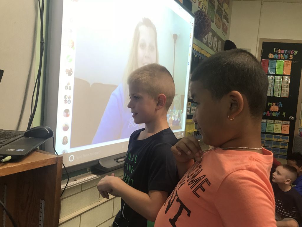 SMFSchools's tweet photo. Riverview first graders got to do their first Google Hangout with Baby Bohnert! Mom and baby are doing great and were excited to meet the class! #BabyBulldog #true2stow @SMFSchools @GoogleForEdu https://t.co/kc3f68EMZp
