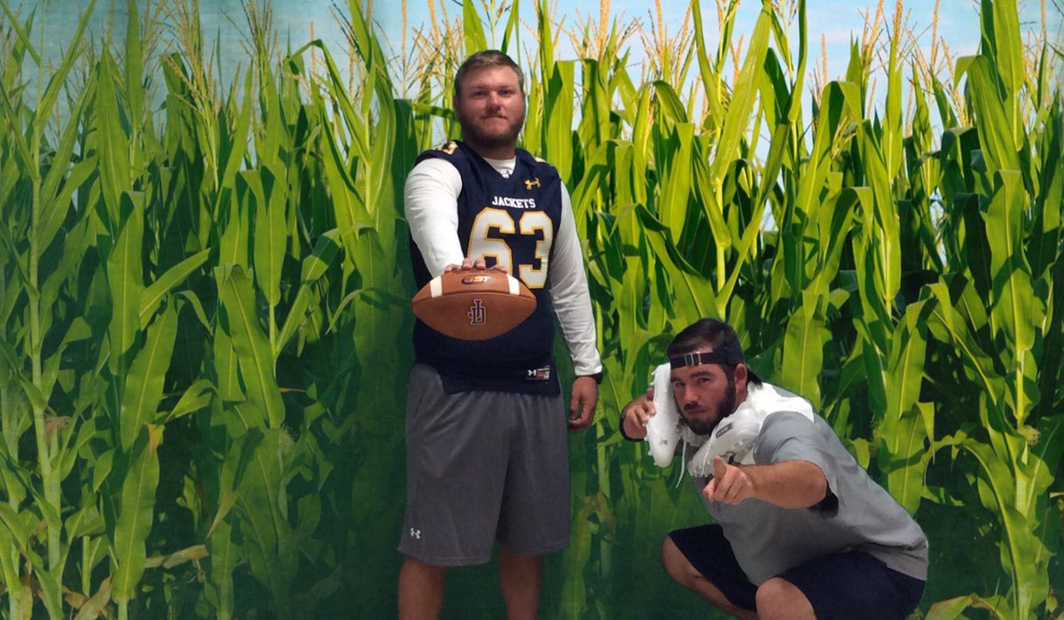 StephanieRush18's tweet photo. #growthecorn #jdcstech #gus https://t.co/cvCfl4jvhS