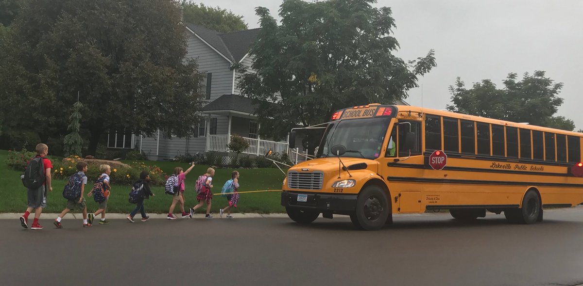 Excited to see their ⁦<a href="/SchmittyandSons/">Schmitty & Sons</a>⁩ bus driver! #194firstday