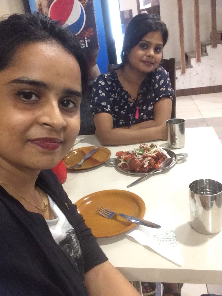 mahimasingh534's tweet photo. Back to bhopal https://t.co/WbtGurZQuq