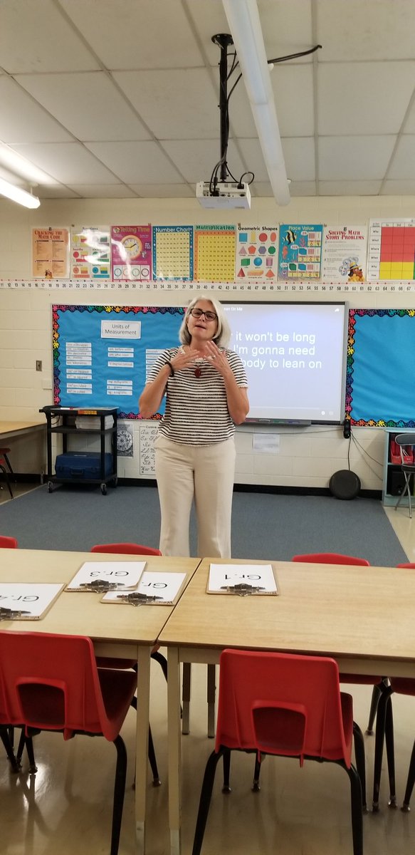 fmzabian's tweet image. JD&apos;s Principal Moira Wills pumping up her staff while singing &quot;Lean On Me&quot;. @wills_moira #TVDSBFirstDay