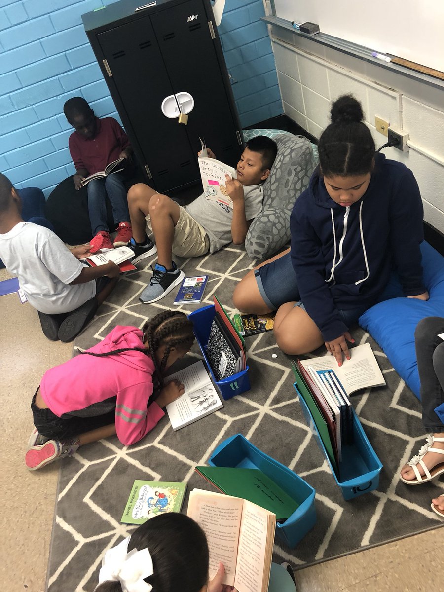 l_newton8's tweet photo. Stamina Reading has quickly become our favorite part of the day #3rdgrade https://t.co/wkXn6reVTY
