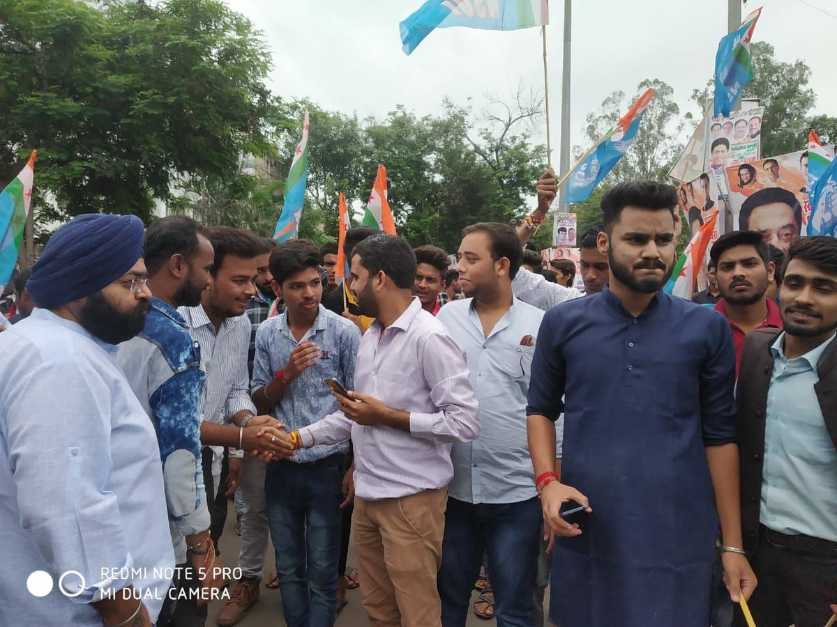 VTripathiINC's tweet image. पूर्व केंद्रीय मंत्री एवं राज्यसभा सांसद कुमारी शैलजा जी का आज भोपाल #NSUI द्वारा स्वागत किया गया।
@shelja
#प्रदेश_प्रवक्ता
#NSUI_SPOKESPERSON