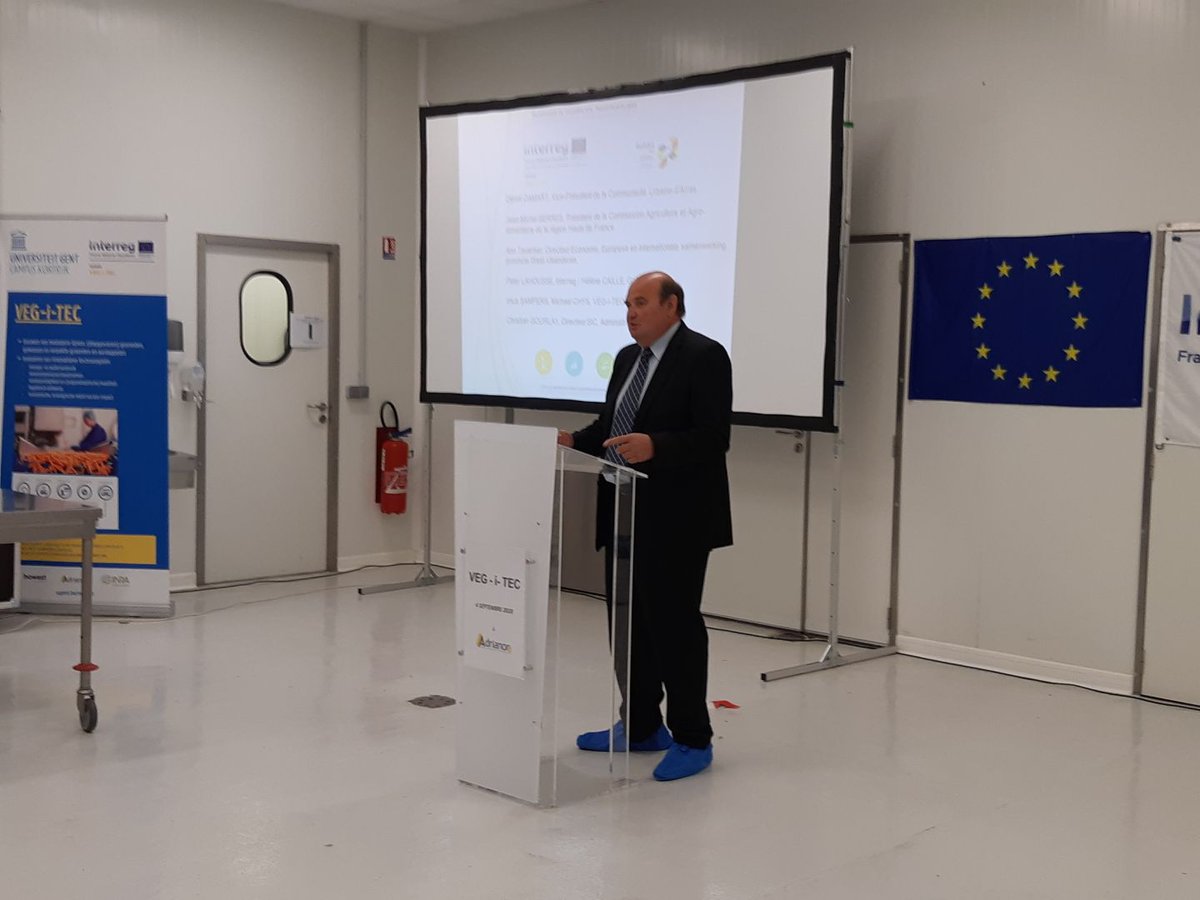 AdrianorHDF's tweet image. Le rôle d&apos;un CRT comme ADRIANOR: participer à des projets de recherche collective comme #VEGiTEC. ADRIANOR gagne en compétences pour toujours mieux accompagner les entreprises #agroalimentaires 
Daniel Damart, VP de la @GrandArras et Christian Gourlay, Directeur SIC @FleuryMichon