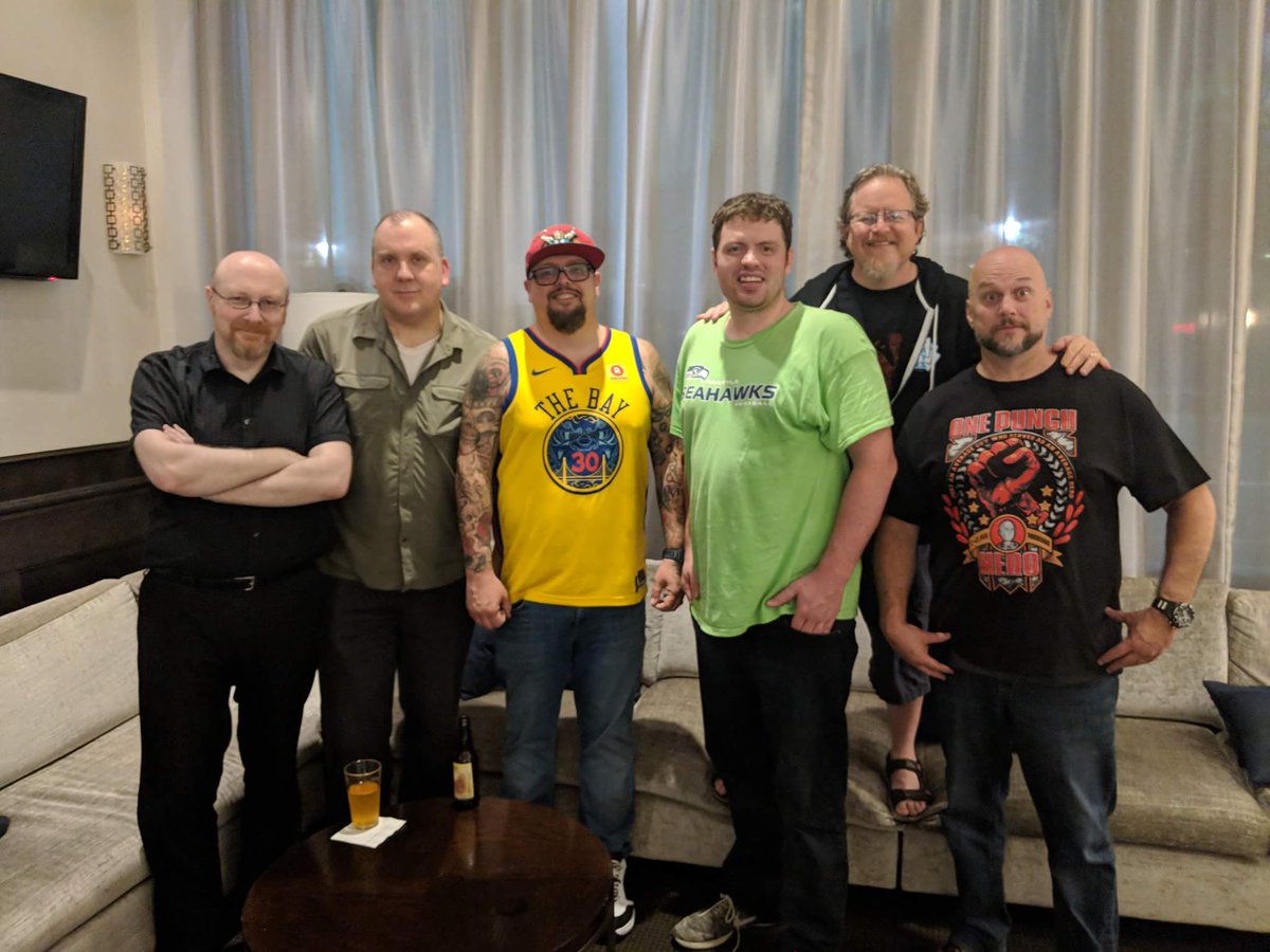 IllustratorJeff's tweet photo. Standing by the shoulders of giants. #mtg,#GPRichmond,#mtgArtists https://t.co/rYTyH1ftMq