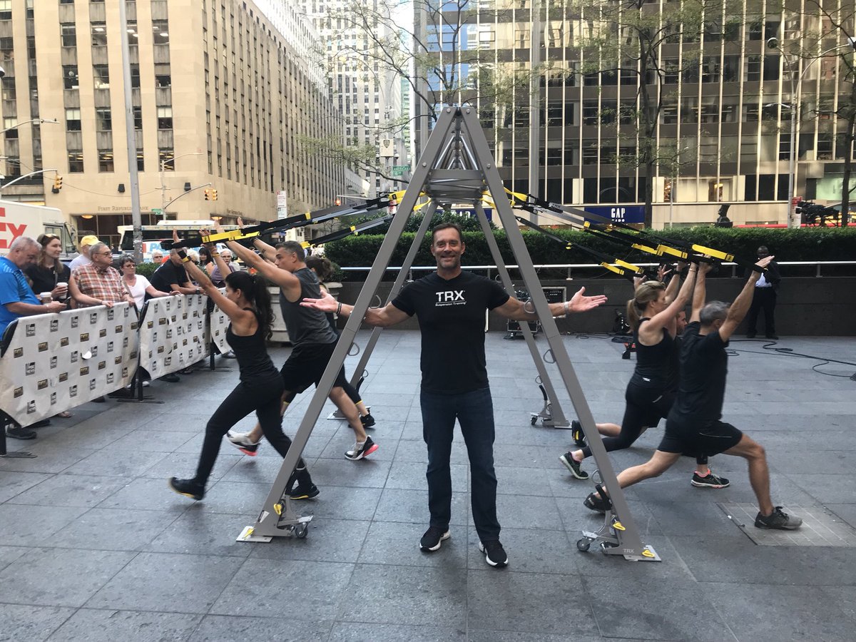 randyhetrick's tweet image. A little behind the scenes action from our TRX demonstration on @foxandfriends in NYC this morning 😎 If you missed it live, I’ll make sure and share the clip once it’s posted. #Made2Move #WeAreTRX #FoxandFriends