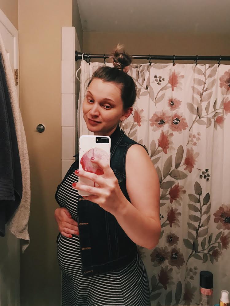 23 weeks #pregnant. Over half way there! #pregnancyupdate #detroitmom kelochner.blogspot.com/2018/09/23-wee…