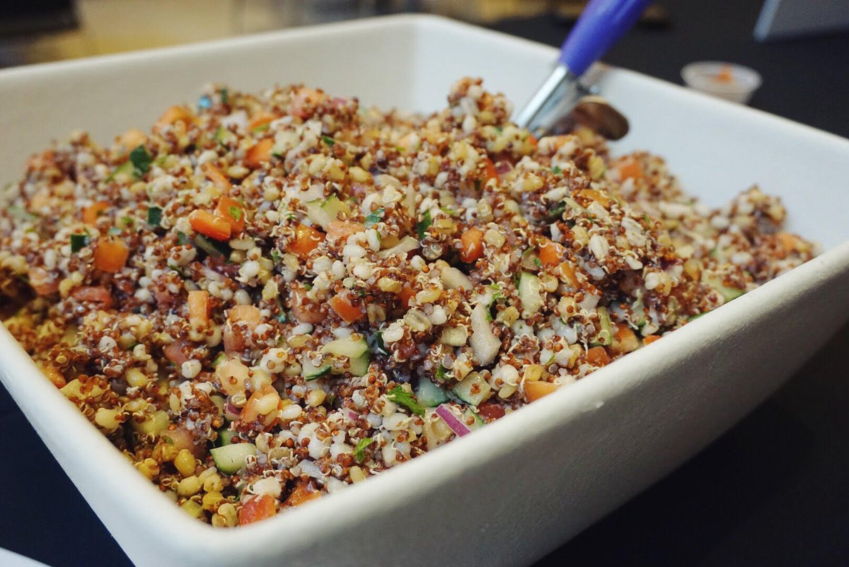 BC_Dining's tweet photo. Looking to start the school year on the right note? Try out BC Dining's Whole Grain Bar for healthy, plant-based meals! #grains #grainbar #bcdining #bostoncollege #bc #campuslife #boston #eatrealfood #healthy #plantbased #plants #plantforward https://t.co/FC9blhGMnd