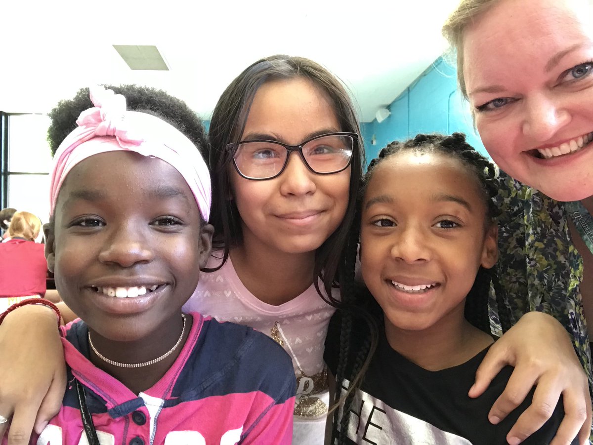 JTM_IB's tweet image. My lunch as a 6th grader: scary trying to find somewhere to sit so I wasn’t alone, but these kids took me in — so grateful. We talked about their favorite school lunches: Chinese chicken &amp;amp; hamburgers. We talked pets &amp;amp; weekends, &amp;amp; siblings, too. #caring #shadowstudent