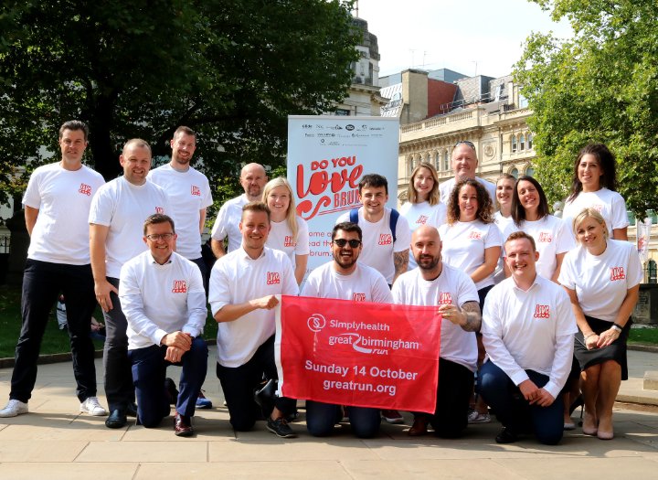 AngelidesAri's tweet image. Counting down the weeks now until the @SimplyhealthUK #Birmingham 13 miler! Was great to get together with the other crazy people who have signed up to do this :)