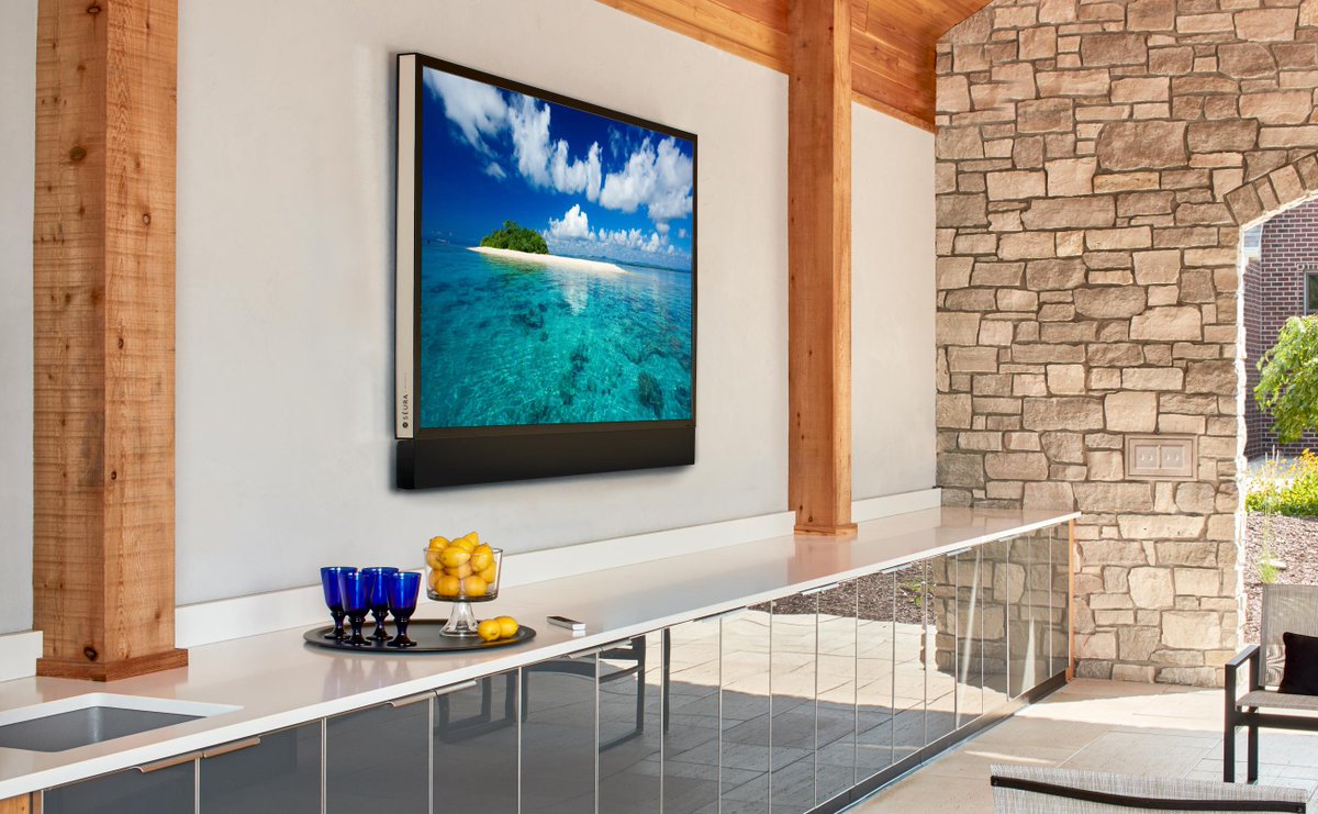 SEURA's tweet photo. The beautifully designed Séura Ultra Bright™ combines industry-leading brightness with Adaptive Picture Technology™. Come see the new Ultra Bright Outdoor Displays at #CEDIA18 at booth 5600. https://t.co/8BEemTgZpX https://t.co/raH24tXtEG