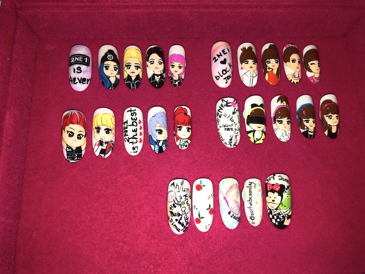 krungy21's tweet photo. 2ne1 nail art 💕💕💕 https://t.co/3zYZwLbQxv