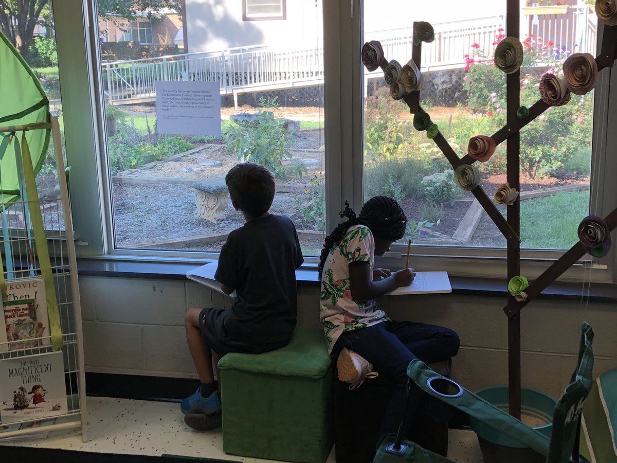 pleasantsclass's tweet photo. Looked at quotes and pictures from our first EL Module this morning! Ask your child what they will be learning this quarter. #overcominglearningchallenges https://t.co/HfOwsDekuo