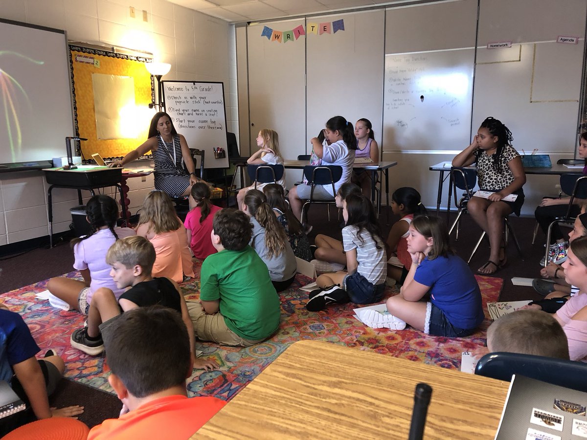 BenFranklinFPS's tweet photo. Building community in Mrs. Jermstad’s class! #fifthgrade https://t.co/6gU3mcKwuj