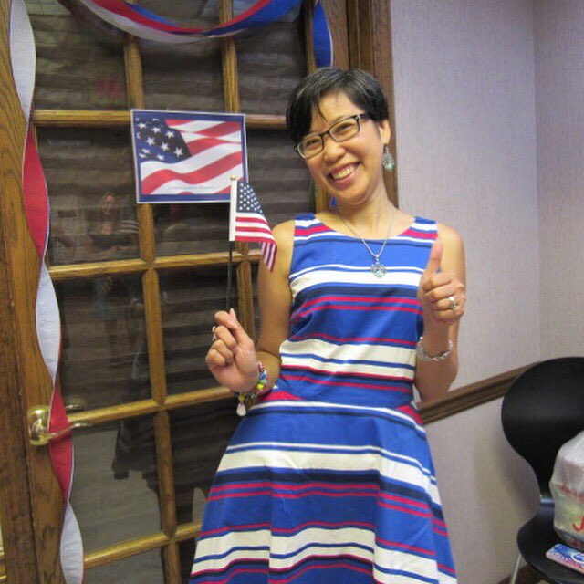 ParadigmScience's tweet photo. Today we are celebrating with our friend & Senior Regional Account Manager (NE) on becoming an official US citizen! We are so proud of you Roumelia! โค๏ธ๐
#ParadigmScience #Proud #Family #USA https://t.co/JMwyF4oE6Z