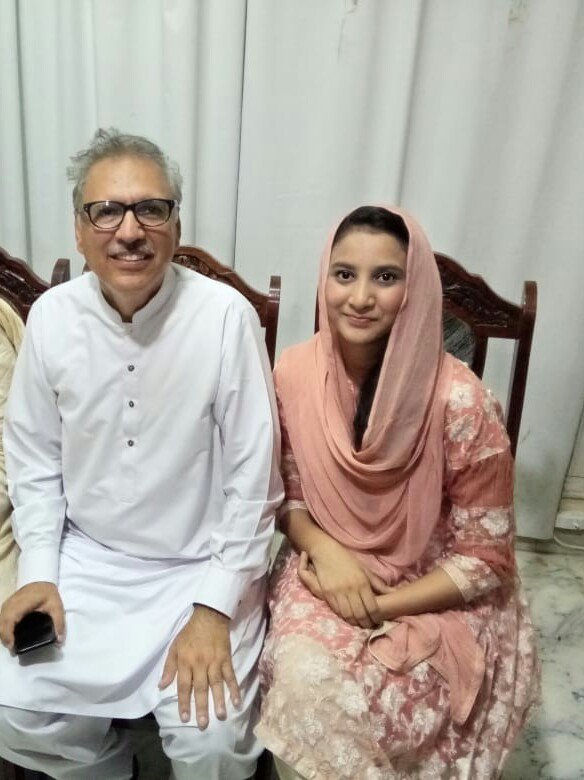 esthernaveed12's tweet photo. Congratulations Dr.Arif Alvi elected 13th president of Islamic republic of Pakistan
Best wishes to you ⁦🇵🇰⁩⁦🇵🇰⁩⁦🇵🇰⁩
#PresidentDrArifAlvi https://t.co/h5cUzetTA0