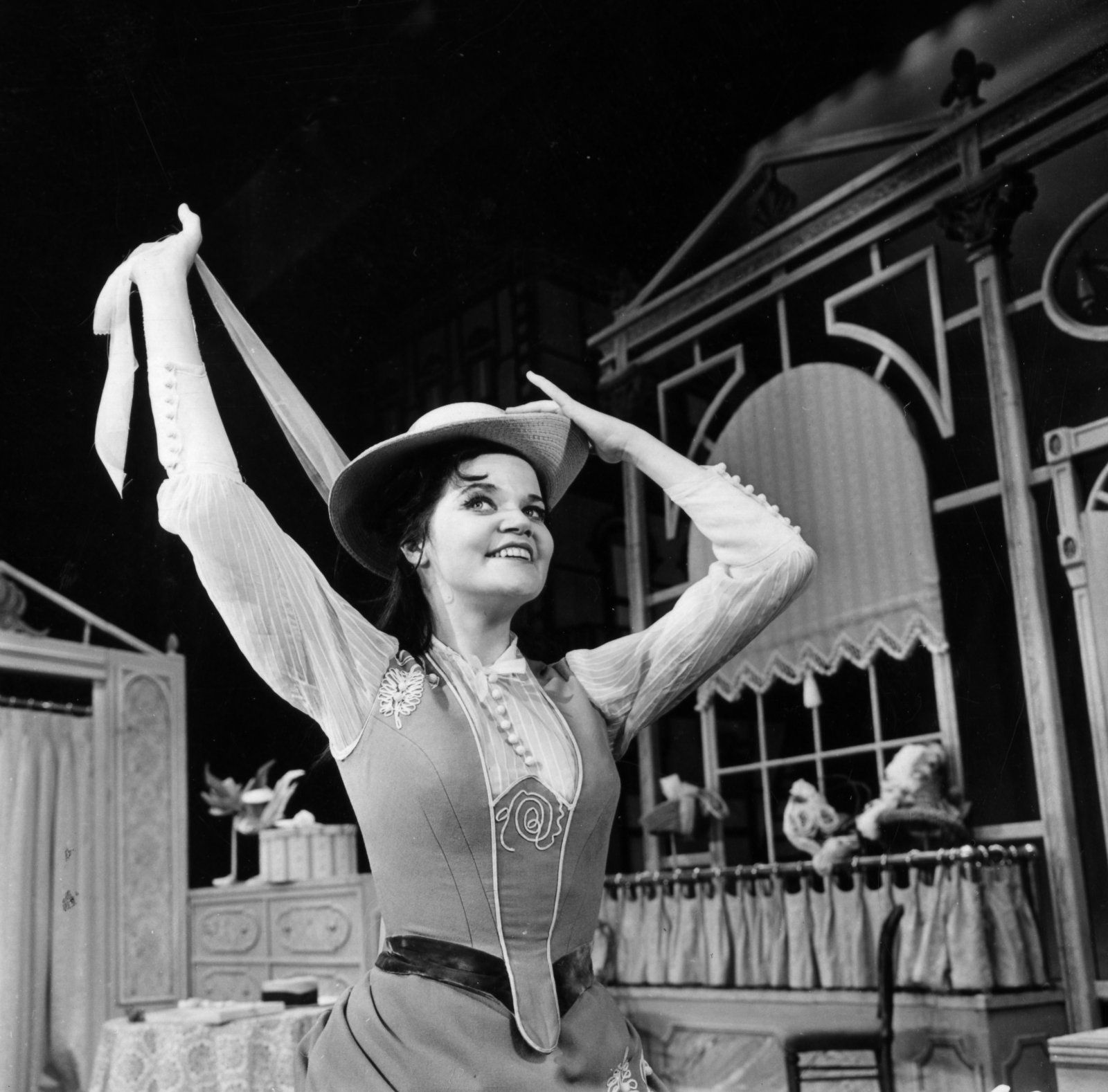 Happy Birthday to Eileen Brennan, born Sept 3! 