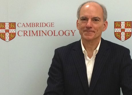 PolicingWorks's tweet image. In BBC Radio 5 Live interview, Professor Lawrence Sherman defends Norfolk Police algorithms on follow-up burglary investigations, rips Daily Mail for 'fake news': bbc.co.uk/programmes/b0b… (programme from 08:22min, interview between 10:00-18:30min)