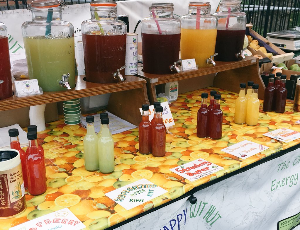 The #kombucha that <a href="/thehappyguthut/">Kombucha1</a> has set up look 😍😍