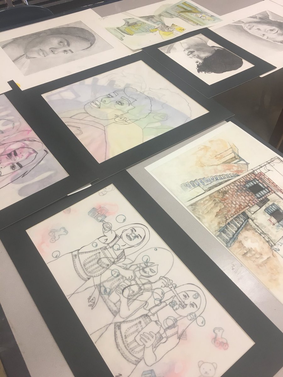 jordanartroom's tweet photo. Showcasing @rvhs student work at open house! #scartedu https://t.co/FaEjNBikfC