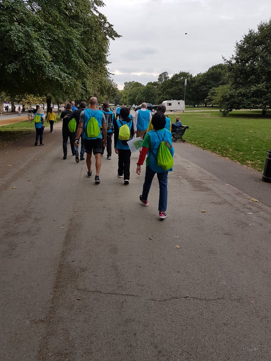 la_belle58's tweet photo. Marshalling #TeamMacmillan #actionteam always on the go #feelingproud of myself  #Hydepark #abfunrun 2018 @adrianbbbb @JulieHolland2 @Gracembrown1 @vixy_brown https://t.co/oOyytafTSG