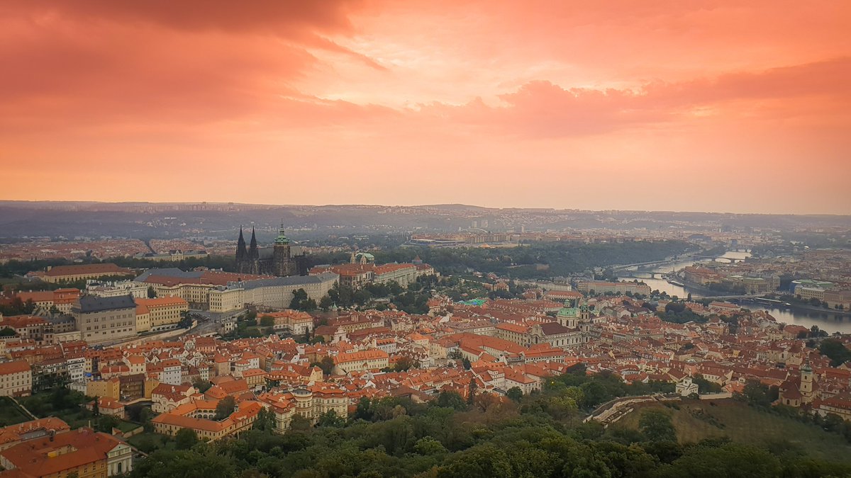 missionpixel's tweet photo. Goodbye Prague. Its been awesome. #shotonnote9 #samsung #Note9 https://t.co/PguIBARq6x