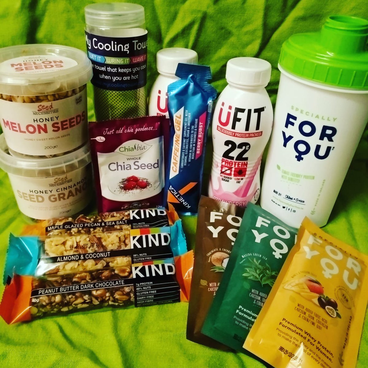 Cici_Periwinkle's tweet photo. This weekend we take on the Great Britain Women's Senior tag rugby team.  We could not have come so far without the support of many amazing brands. Between keeping us cool, fed, hydrated and helping us to recover we have been extremely well looked after. Thanks to you all! 🏉☘️ https://t.co/RJJhZUX9TK