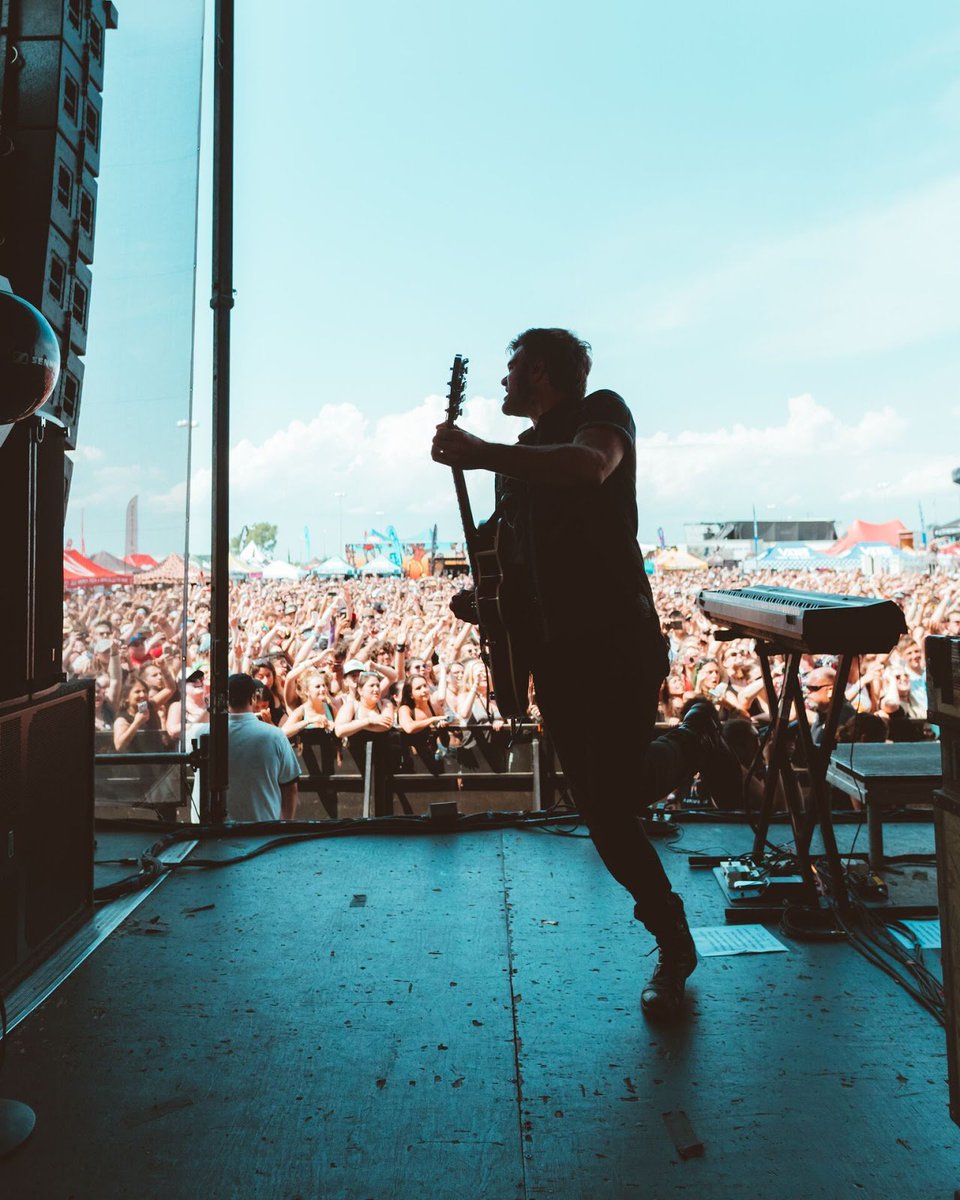 WeTheKings's tweet photo. Signed posters are comin and you can still win 💥 Add “Festival Music” to your playlists and share it with us using #WTKSIX https://t.co/YcL64ka6Kw