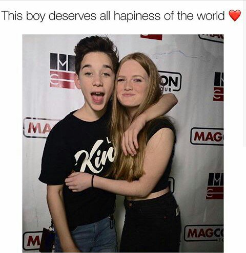 mrsrowlandb's tweet photo. @BrandonRowland HAPPY BRTHDAY 💞 💞💞
💙🎉💙🎉💙🎉💙🎉💙🎉💙🎉💙🎉🎉💙🎉💙🎉💙I love you soo muchhhh and i never gonna stop loving u, i hope you have a nice day ⭐💛 https://t.co/kfUoWlai0N