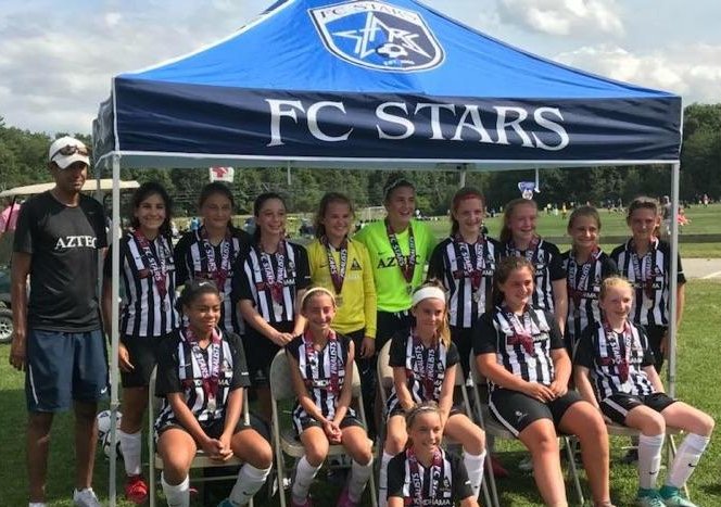 #AztecPride Aztec 2005 Girls posing for the paparazzi. On the field: communication, enthusiasm and support for each other were easily visible. Making it to Finals and it's only preseason-definitely a team to watch #WeAreAztec