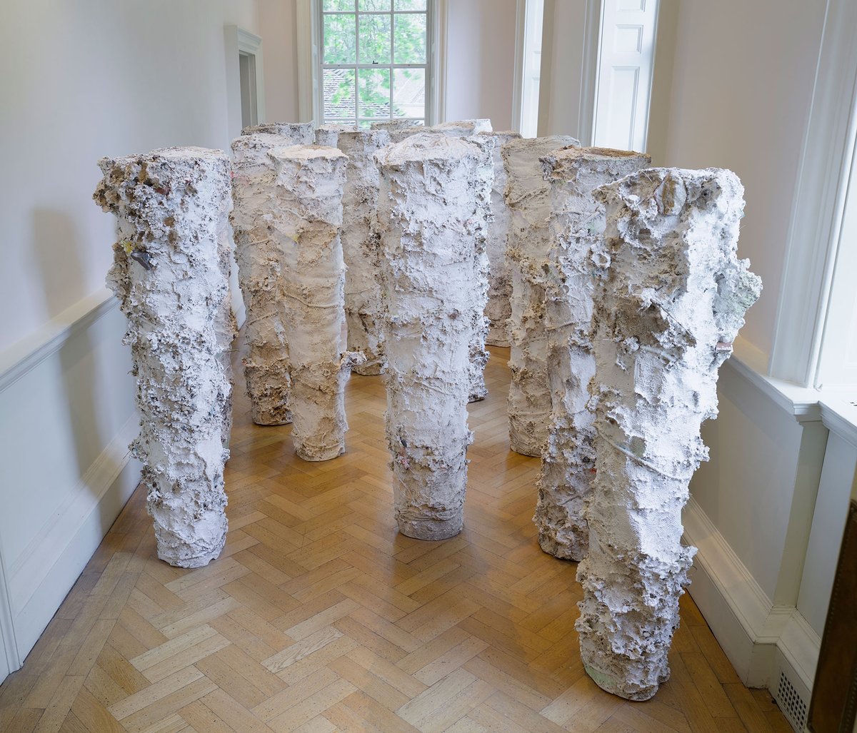 PMSA_Sculpture's tweet photo. HAVE you READ #masterpieceinanutshell CHOSEN by #JodieCarey WHAT is her favourite #publicart MASTERPIECE? FIND OUT https://t.co/P6sKWT1Zp5 VISIT her STUNNING exh 'Sea' @FoundlingMuseum curated by @kpalmer101 #dontmiss #3rdDimension #Read3rdDimension https://t.co/vr1agiA6et