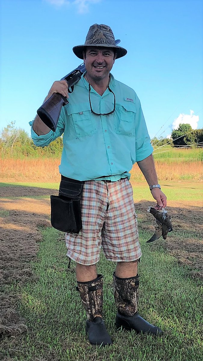 JJenkinsPE's tweet photo. Did I make a fashion faux pas or was I simply patternblind when I dressed for opening day #dovehunting and #saltwaterfishing this weekend? Maybe this will inspire @WMurrayGolf to start a "Hunter/Fisher" collection! #WilliamMurray #WMGStyle https://t.co/dCGfUhy3WC