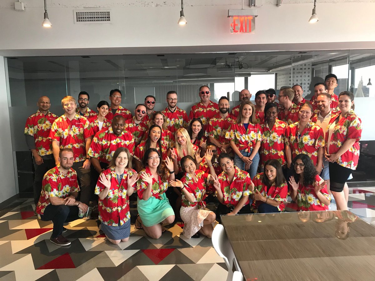returnpath's tweet photo. Our CEO @mattblumberg is back from his well-deserved #sabbatical. Our #NYC office welcomed him in true Matt style with Hawaiian shirts! Glad to have you back, Matt. #ReturnPathLife #aloha https://t.co/UGXsora7mu