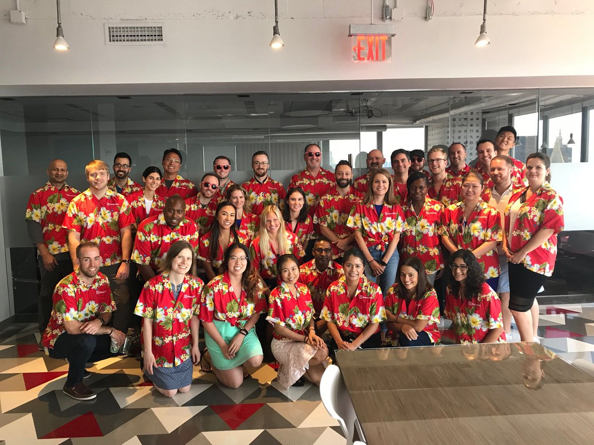 returnpath's tweet photo. Our CEO @mattblumberg is back from his well-deserved #sabbatical. Our #NYC office welcomed him in true Matt style with Hawaiian shirts! Glad to have you back, Matt. #ReturnPathLife #aloha https://t.co/UGXsora7mu