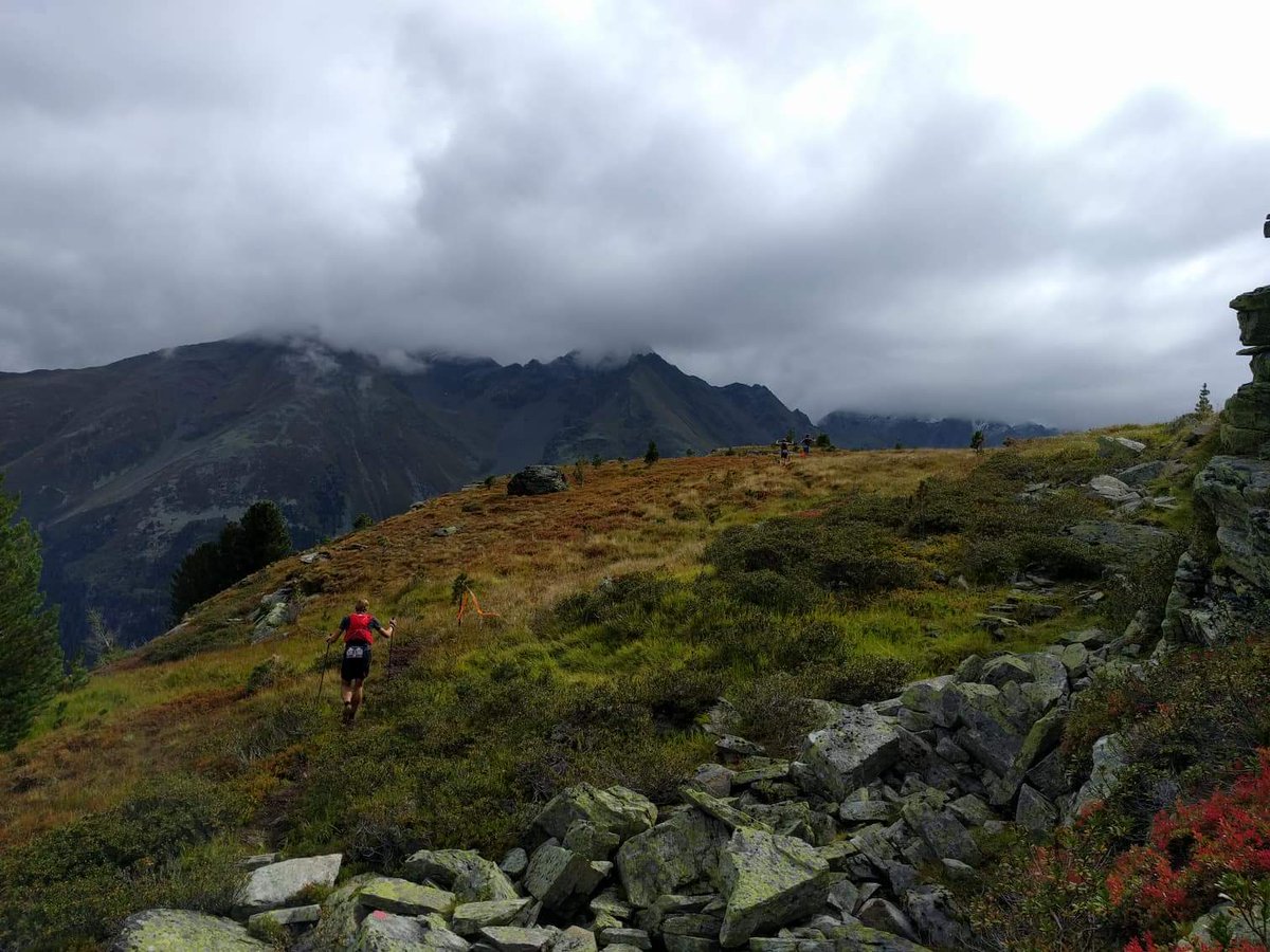 AerikM's tweet photo. Today it was time for the kings stage - almost 53k and 3000HM of beautiful single tracks and amazing views. 👑⛰️💪 
#RunEatSleepRepeat #TAR2018 #GORETEXtar18 #timetoplay GORE-TEX Transalpine Run 2018 https://t.co/0HizTSuRig