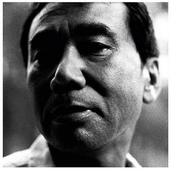 bickstweet's tweet photo. "What we see before us is just one tiny part of the world. We get in the habit of thinking, this is the world, but that's not true at all. The real world is a much darker and deeper place than this, and much of it is occupied by jellyfish and things." - Haruki Murakami https://t.co/Do5vnyeygz