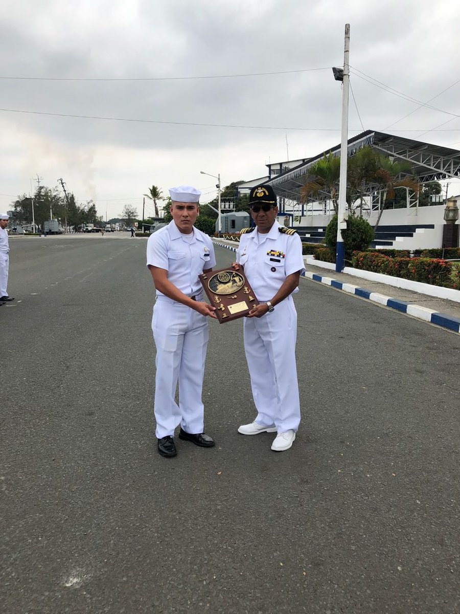 armada_ecuador's tweet photo. #Guayaquil | @armada_ecuador La Escuela de Grumetes Contramaestre realizó visitas profesionales en la Comandancia de Escuadra el pasado lunes 3 de septiembre del 2018 #ESGRUM"#BASUIL #CODESC https://t.co/qOVdyqpJtZ