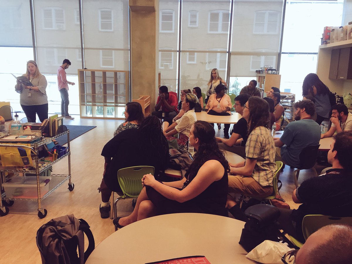 AskAndreaHite's tweet image. It’s our first day back (with kids!) and @BaumannAnnmarie is welcoming our team with a first day of school story! Excited for our Fellows and Assistants to get the opportunity to put all of their learning (from trainings &amp;amp; beyond) into practice! #LabLearns #LabExtendedDay