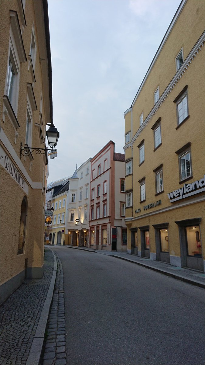 Rito15's tweet photo. #Scharding, #Austria Such cute town 😆✨
町まで可愛い🎵 https://t.co/sKdzPWy17V