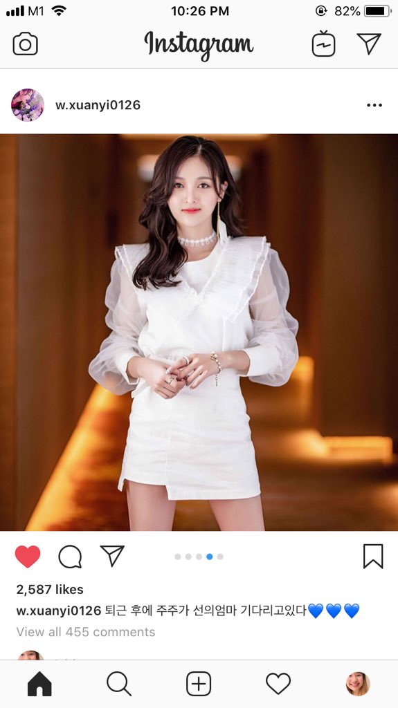 moomookpopshop's tweet photo. Why is she so beautiful https://t.co/3pD9DeVLnZ