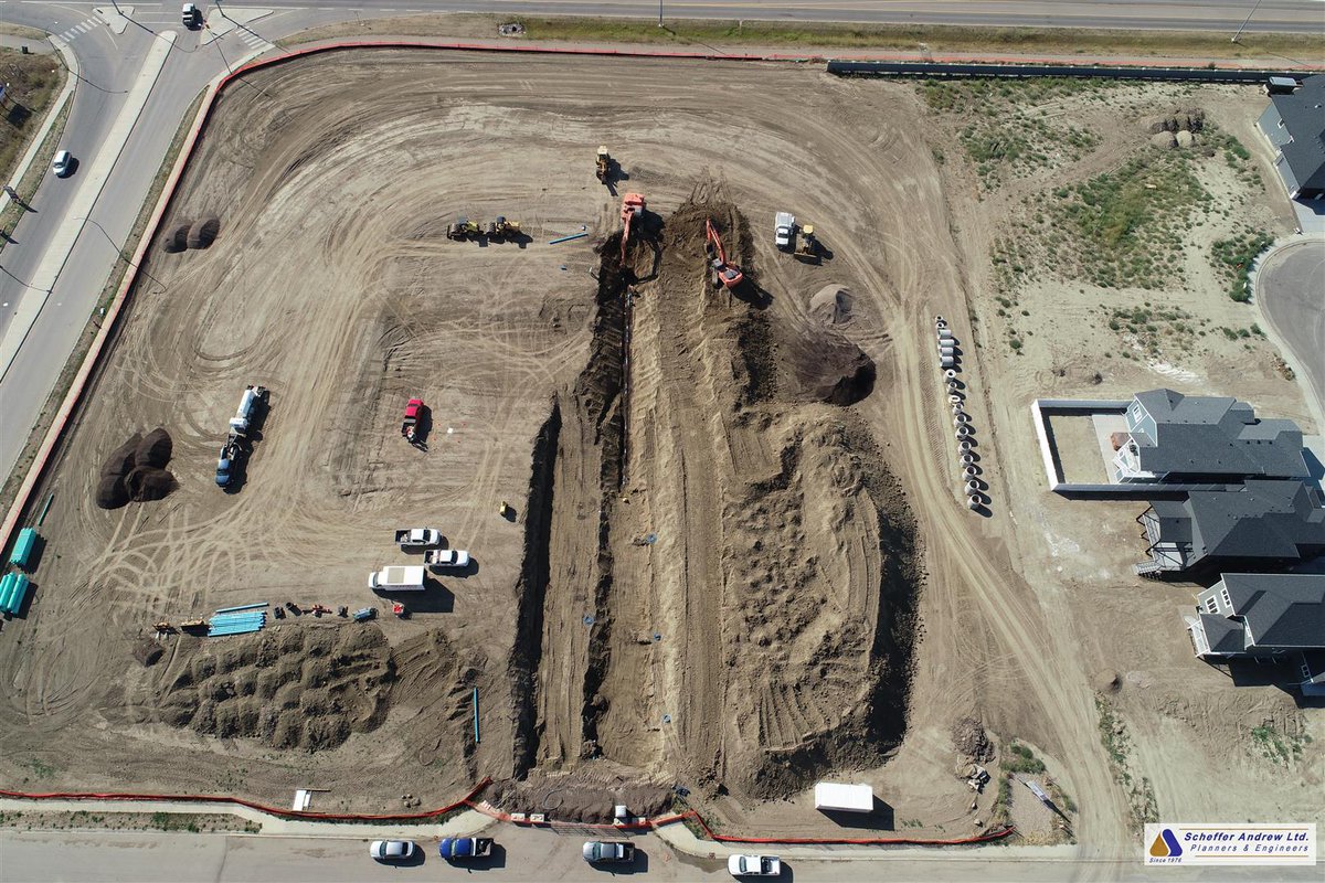 HamptonsMedHat's tweet photo. Construction of Phase 2D is well underway.  7 Lots Remaining.  More info in the Parade of Homes houses.
#hamptons #medhat #chba #PoH2018
@ruff_garry https://t.co/pwH7ct3uQ3