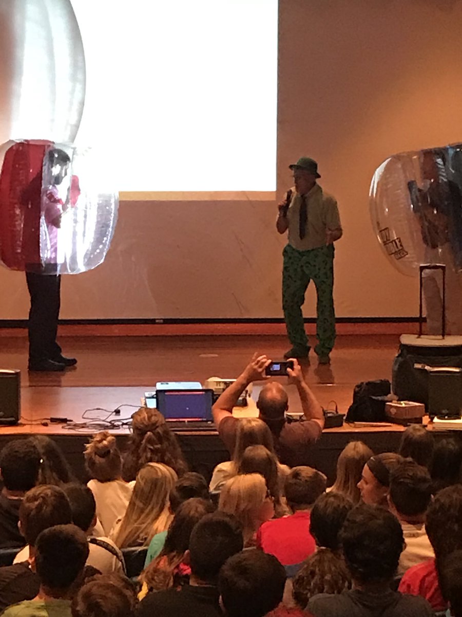 hasd_whm's tweet photo. Mr. Krisfalusi and Mr. Beck participating in our annual fund raiser assembly #bodybubble https://t.co/xVibSMDpgG