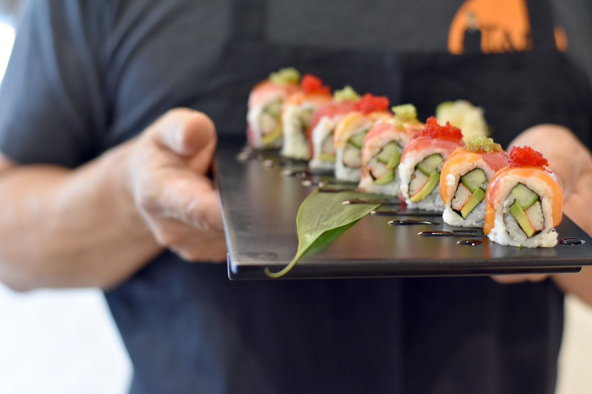 TaboSushi's tweet image. Tuesdays at Tabo Sushi are all rainbows and sunshine ☀️🌈 #rainbowroll #tuesdaysattabo #keeponrollin #sushi #sashimi #tabotogo #maki