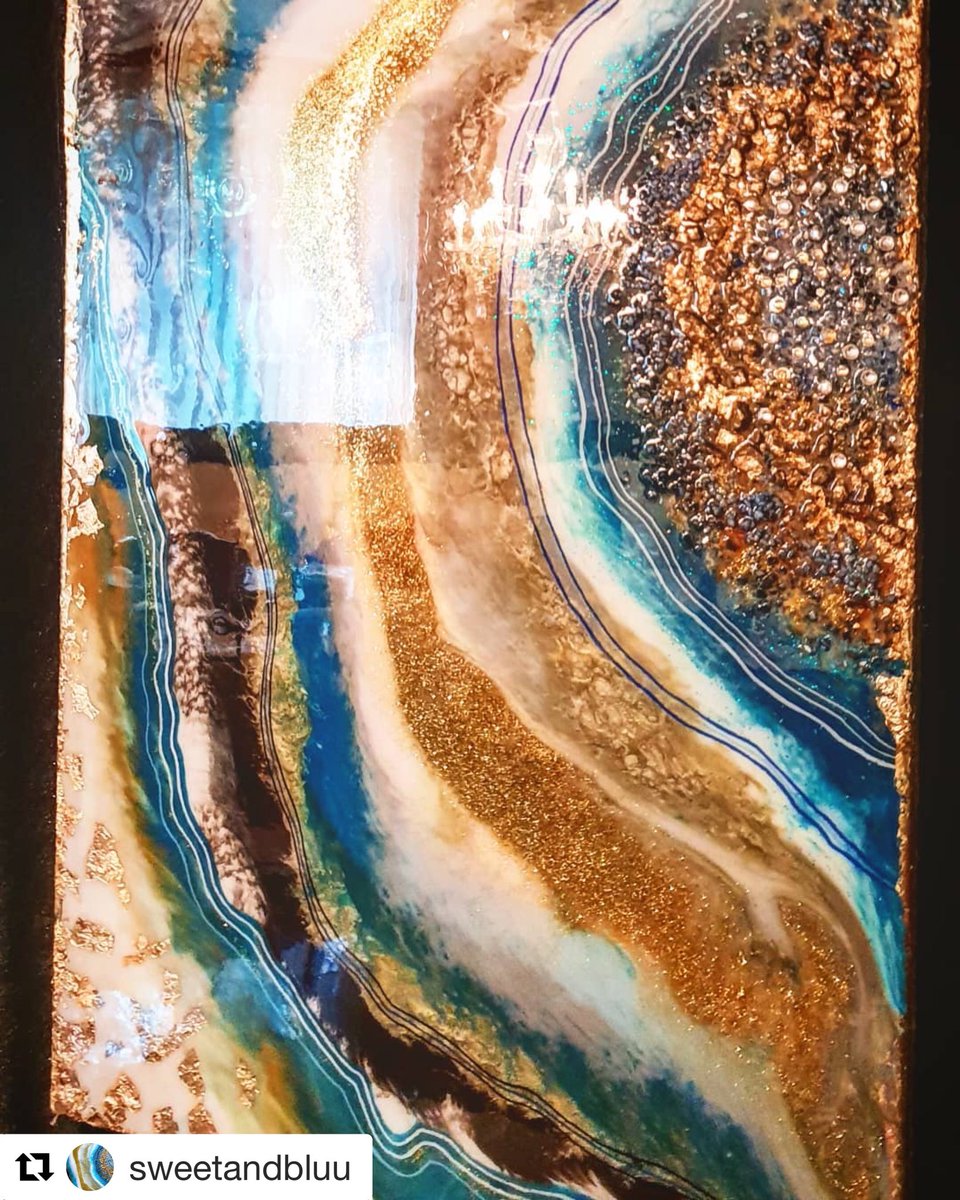 apexresin's tweet photo. #resingeode #resin #resinart #geode #artresin #abstractart #art #glitter #fluidart #modernart #geodeart #design #artworksresin #resinartist #interiordesign #resinartwork #sparkle #abstract #fluidartwork #resinpour #artworksresinca #calgaryfallhomeshow #epoxyresin #canadianartist https://t.co/paPyd7OMwS