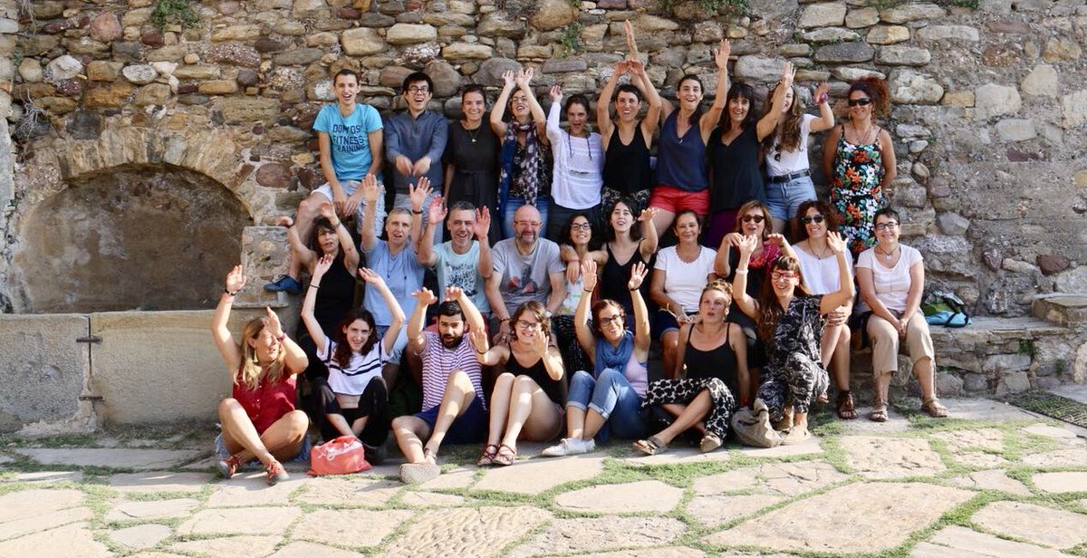difuminailustra's tweet photo. Termina la Edición de Difumina2018. Un año más hemos compartido y  aprendido de la mano de dos super profesionales como @AndredaLoba y @MIGUELPANG Y nos ha acompañado un grupo majísimo https://t.co/edBbzkGPEq