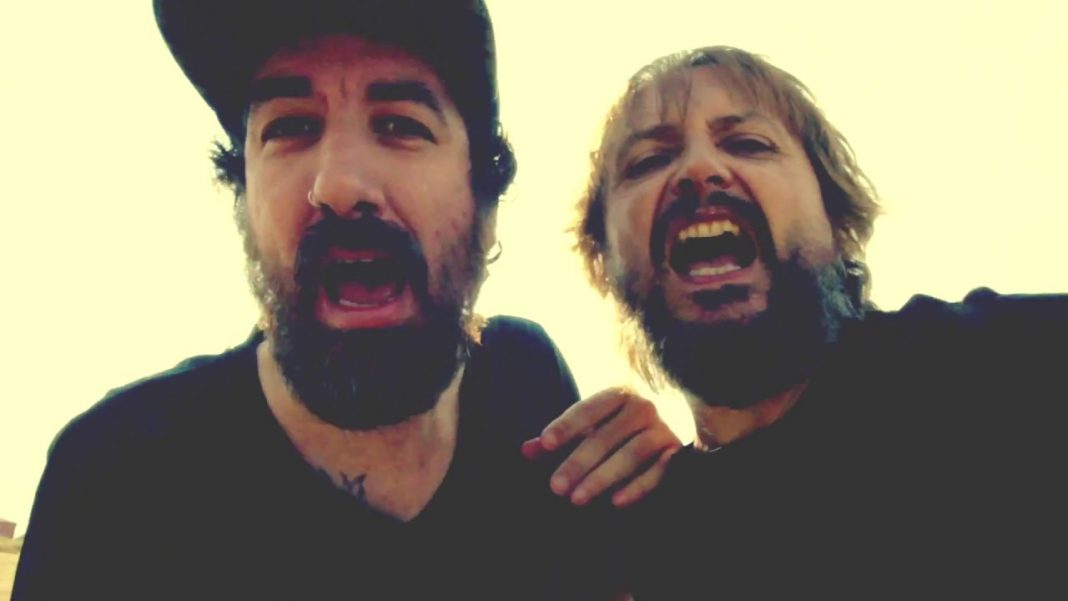Mira el videoclip de Sin Palabras de <a href="/Sonotoness/">Sonotones</a>, con Manu de <a href="/estirpeband/">ESTIRPE</a> - is.gd/4OMvdo