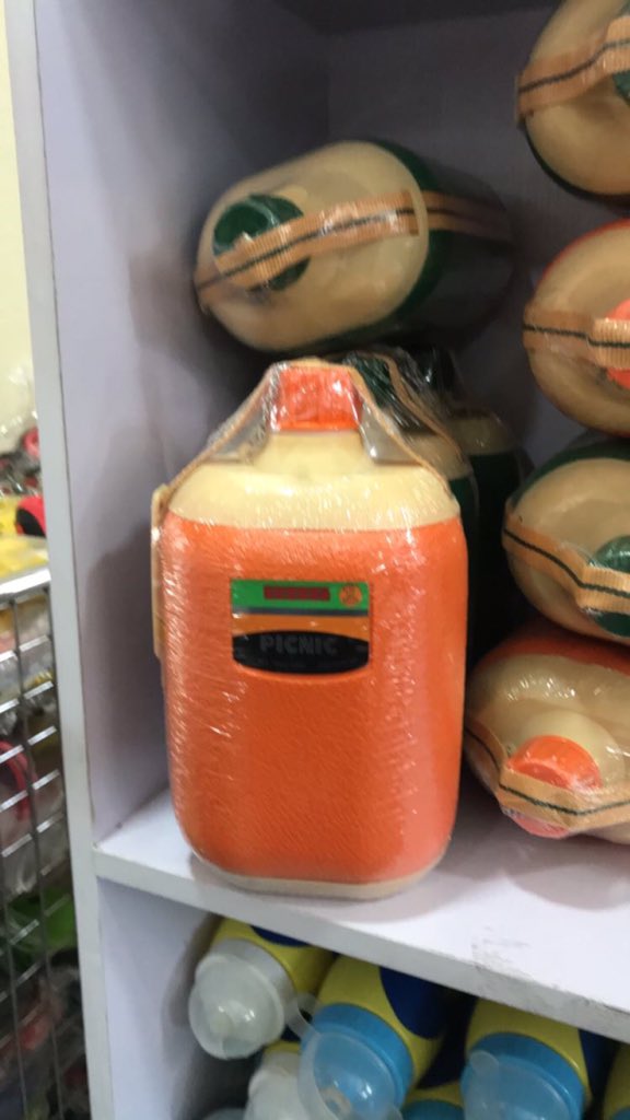 ik_osakioduwa's tweet photo. How many of you used this water bottle #BackInTheDay ?? https://t.co/VYtWQnNBIz